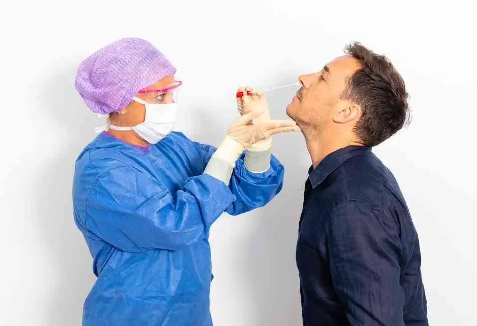 Prueba-Viral-para-Deteccion-de-COVID-19-por-PCR